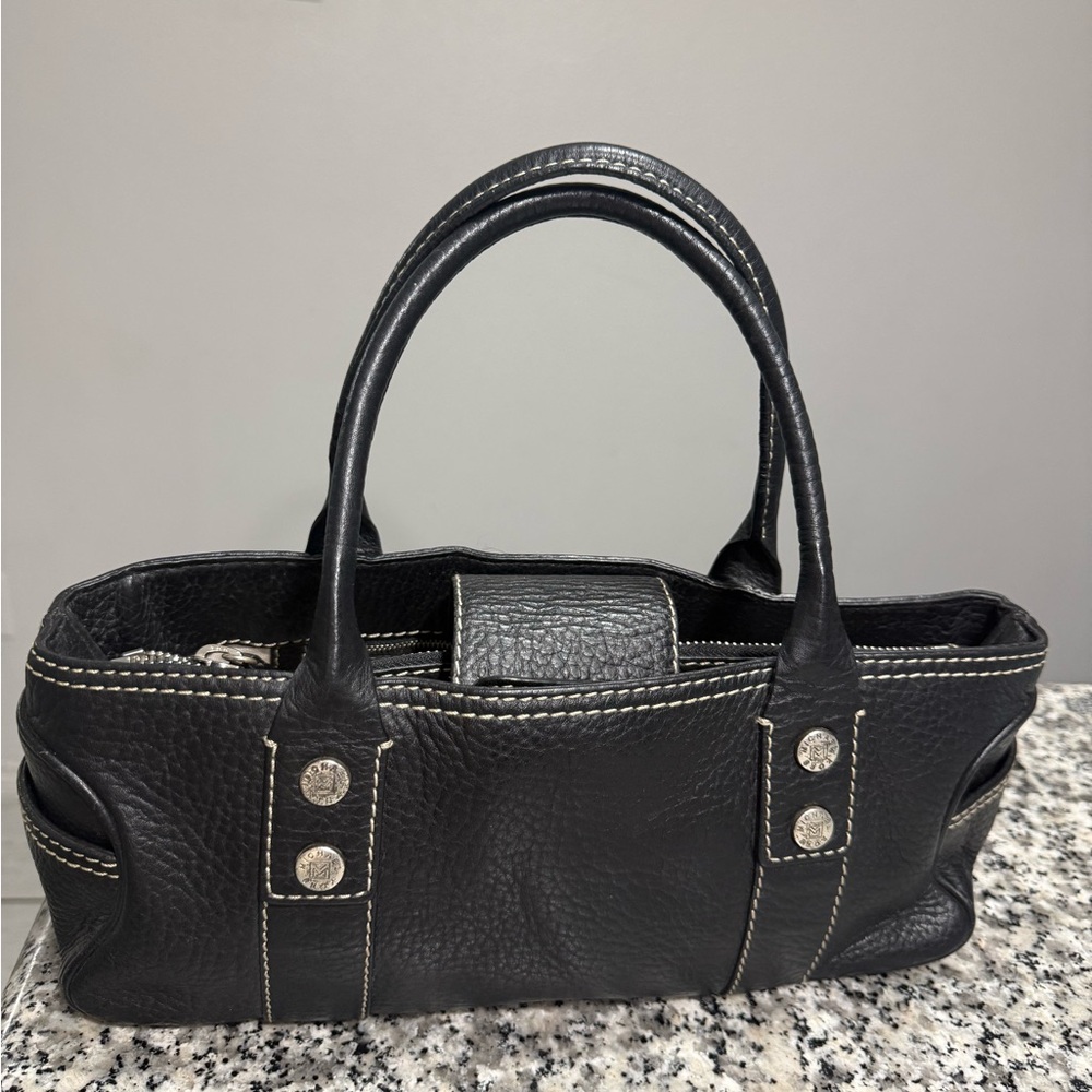 Elegant Black Leather Handbag